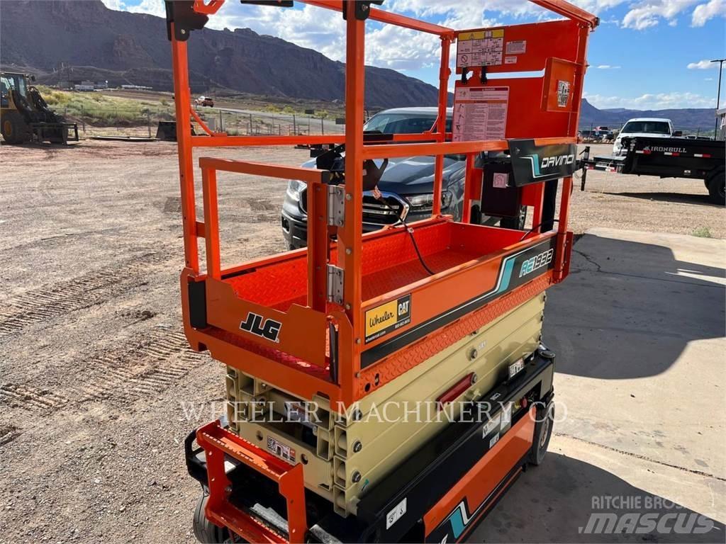 JLG AE1932 Ножничные подъемники