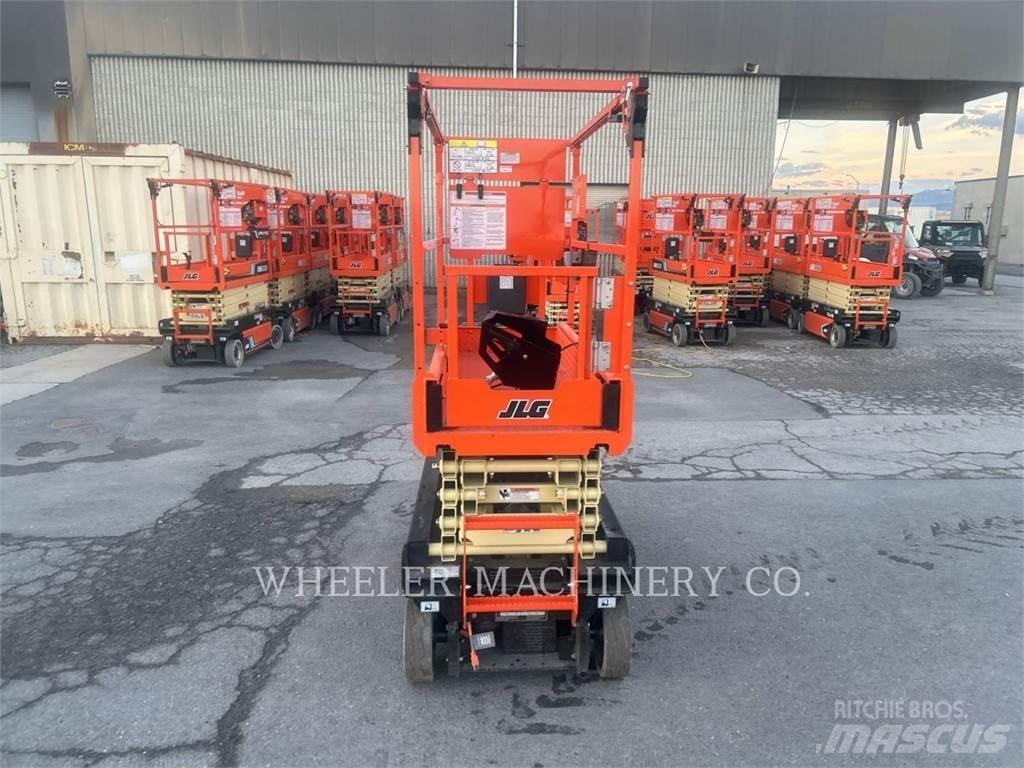 JLG AE1932 Ножничные подъемники