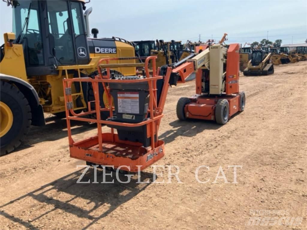 JLG E300AJP Коленчатые подъемники