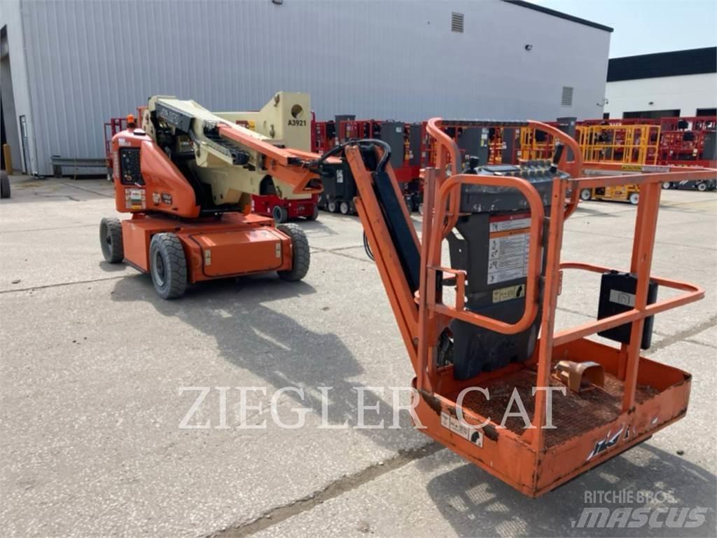 JLG E400AJPN Коленчатые подъемники