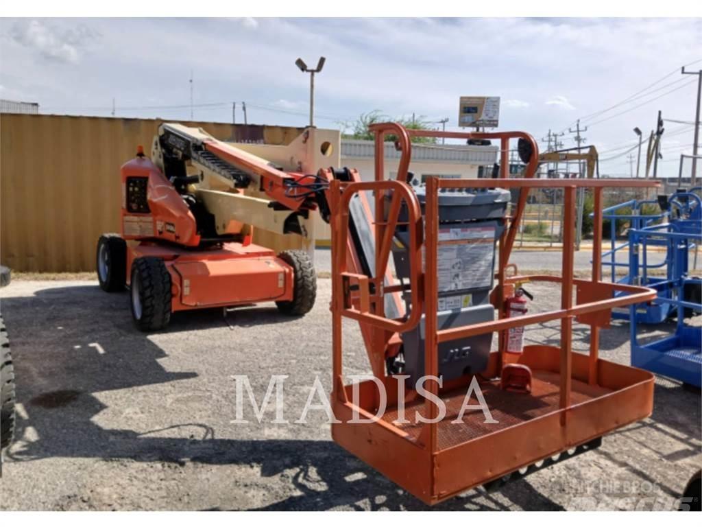 JLG E450AJ Коленчатые подъемники