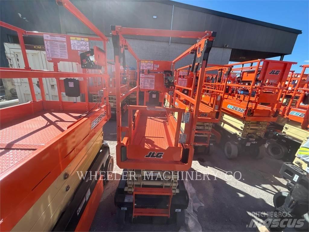 JLG ES1932 Ножничные подъемники
