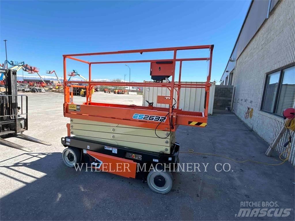 JLG ES2632 Ножничные подъемники