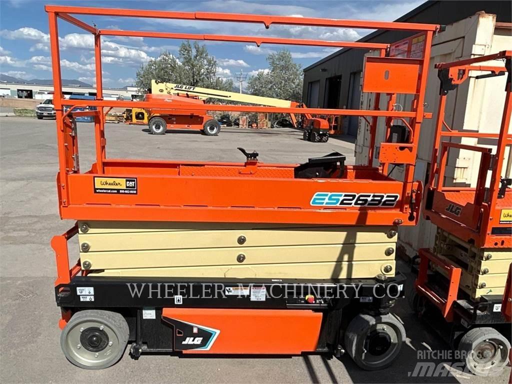 JLG ES2632 Ножничные подъемники
