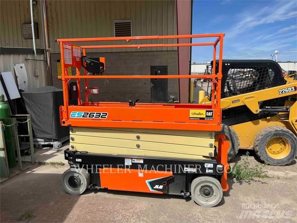 JLG ES2632 Ножничные подъемники