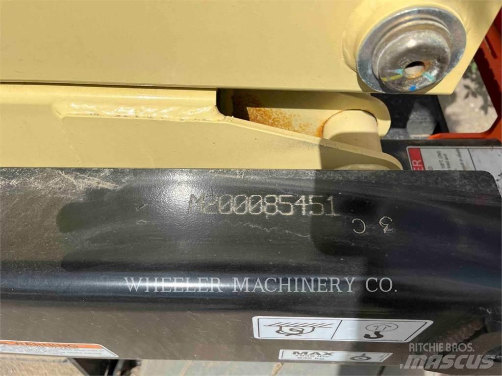 JLG ES2632 Ножничные подъемники