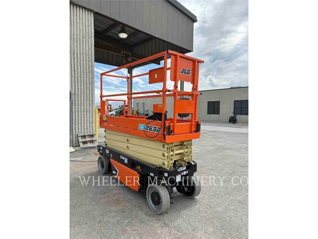 JLG ES2632 Ножничные подъемники