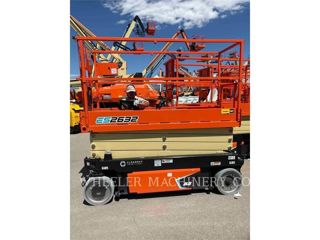 JLG ES2632 Ножничные подъемники