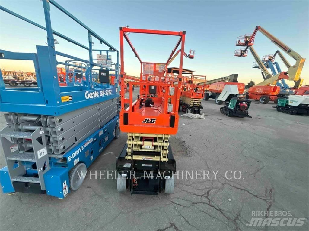 JLG ES2632 Ножничные подъемники