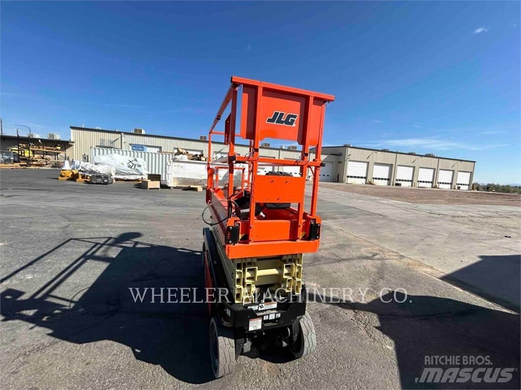 JLG ES2632 Ножничные подъемники