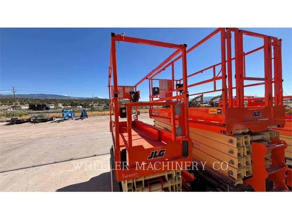 JLG ES2632 Ножничные подъемники