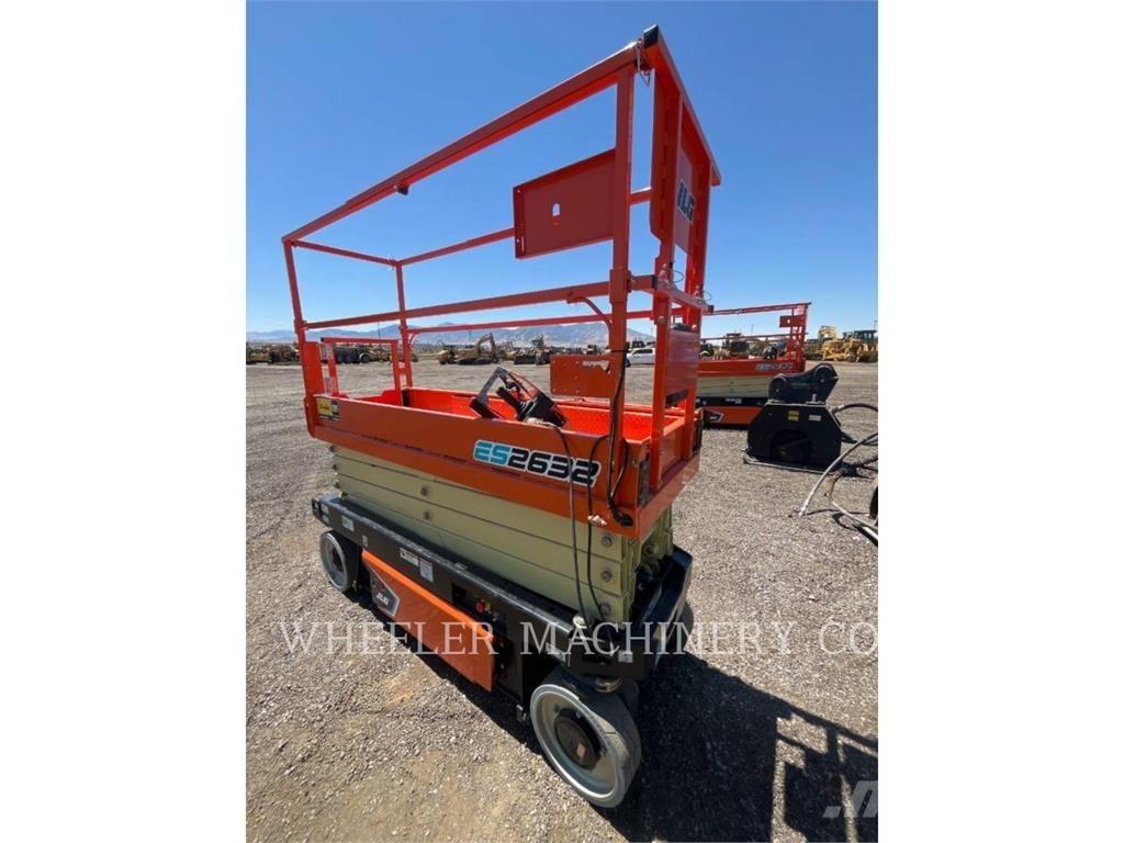 JLG ES2632 Ножничные подъемники