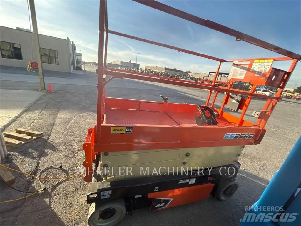 JLG ES2646 Ножничные подъемники