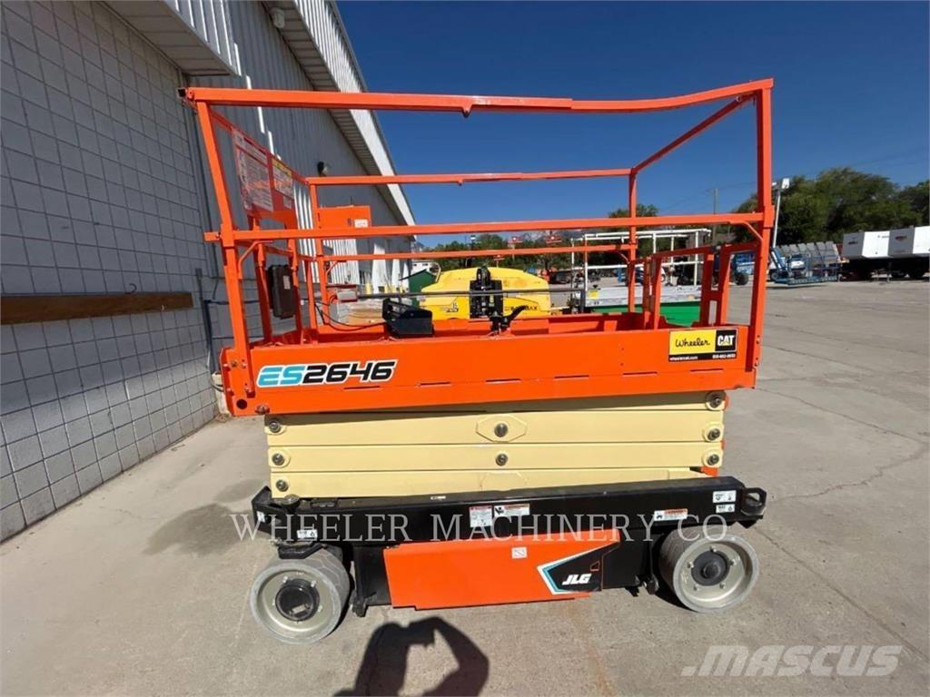 JLG ES2646 Ножничные подъемники