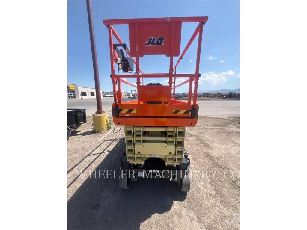 JLG ES4046 Ножничные подъемники