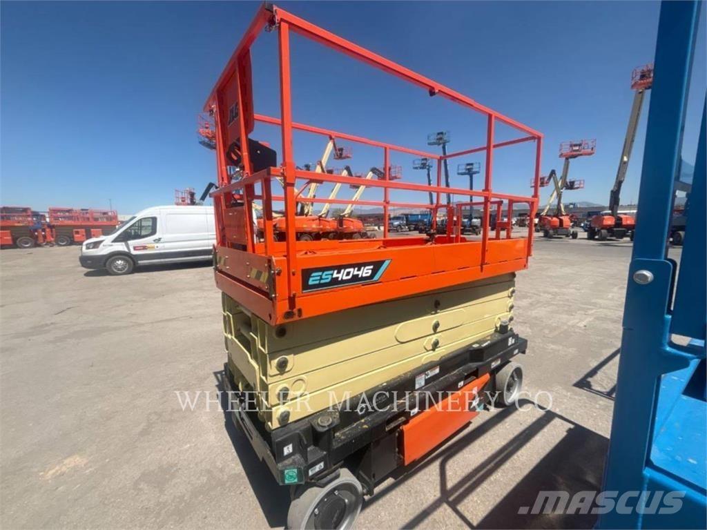 JLG ES4046 Ножничные подъемники