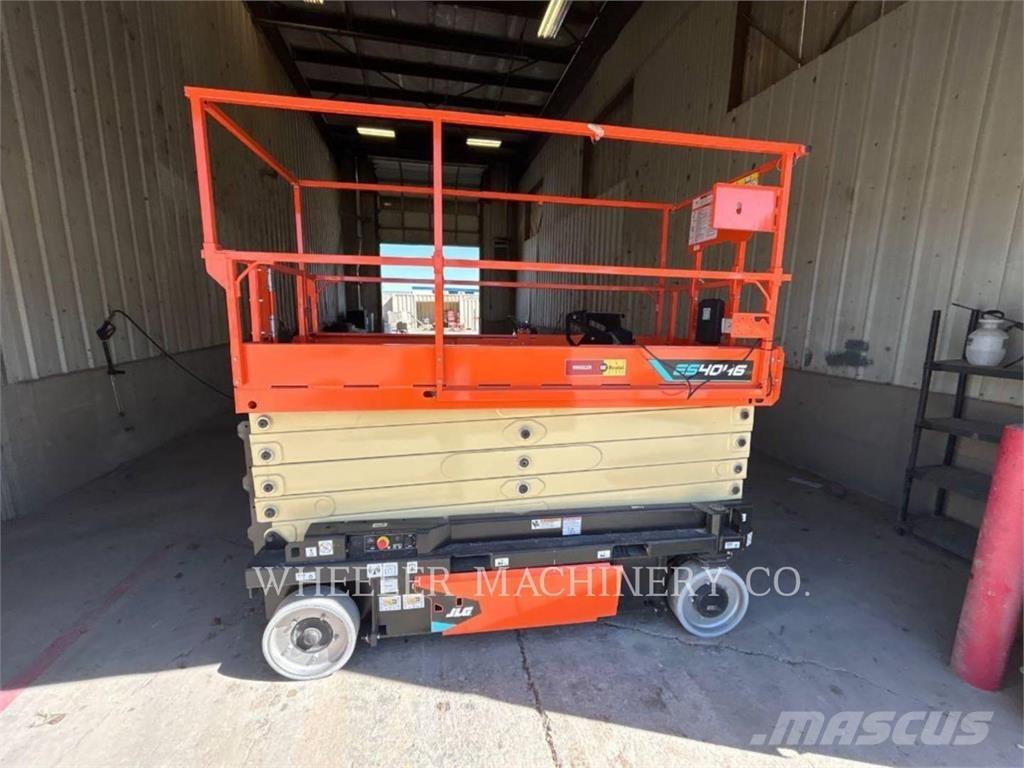 JLG ES4046 Ножничные подъемники