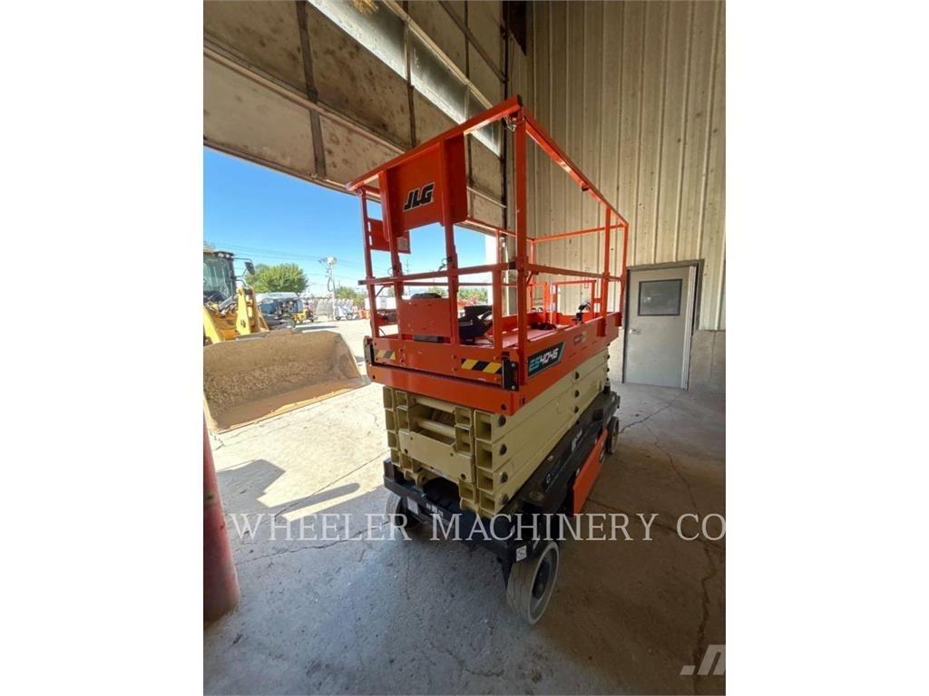 JLG ES4046 Ножничные подъемники