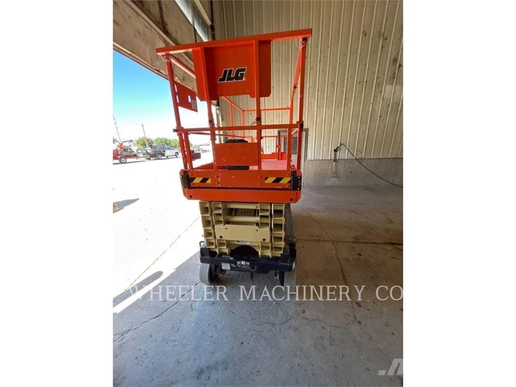 JLG ES4046 Ножничные подъемники