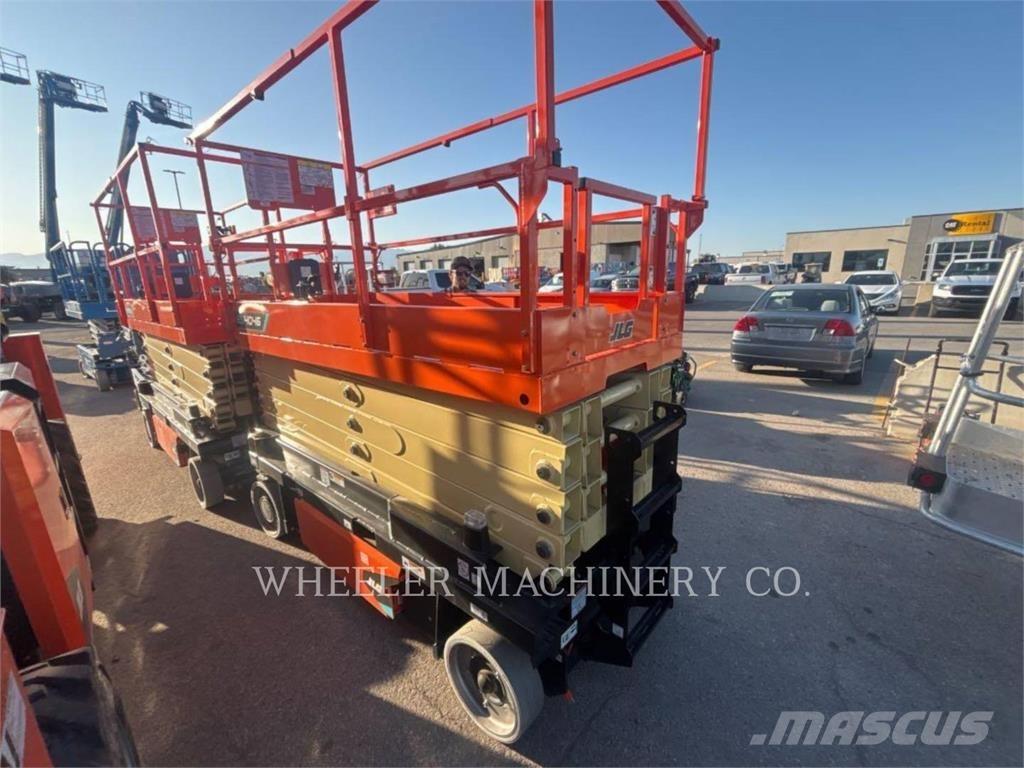 JLG ES4046 Ножничные подъемники