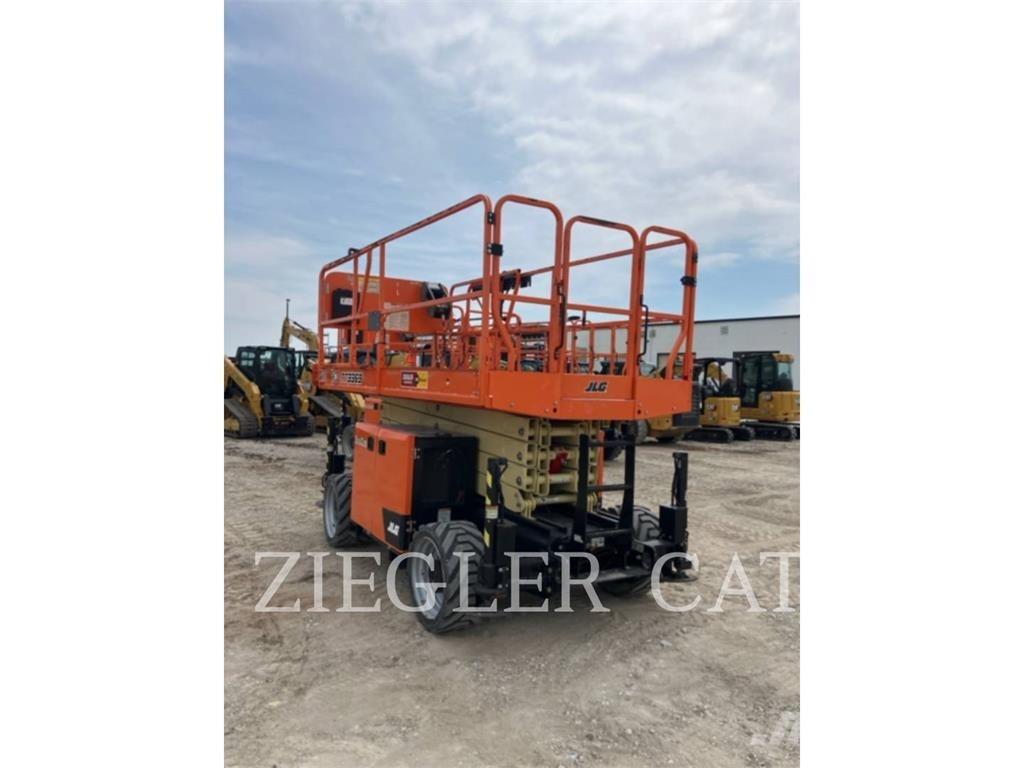 JLG RT3369 Ножничные подъемники