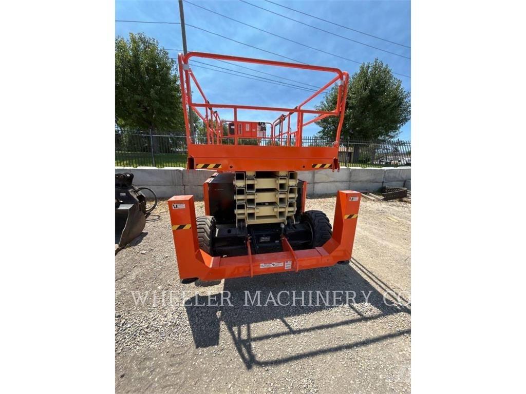JLG RT4394 Ножничные подъемники