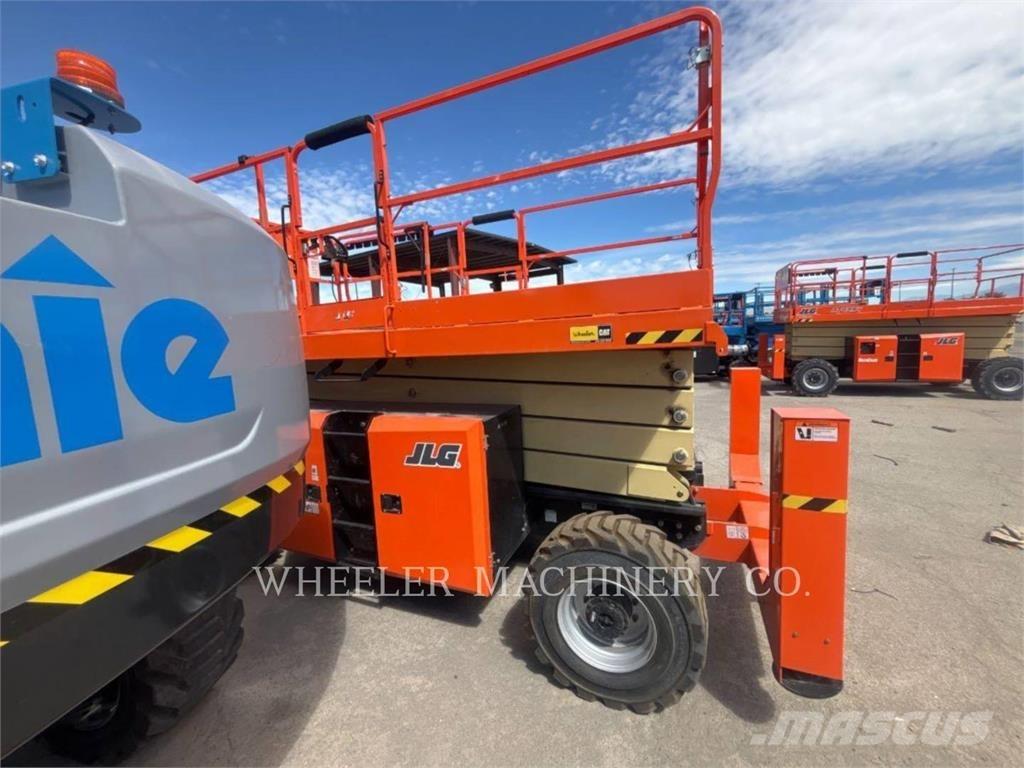 JLG RT4394 Ножничные подъемники
