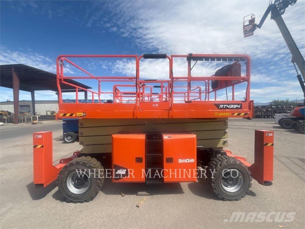 JLG RT4394 Ножничные подъемники