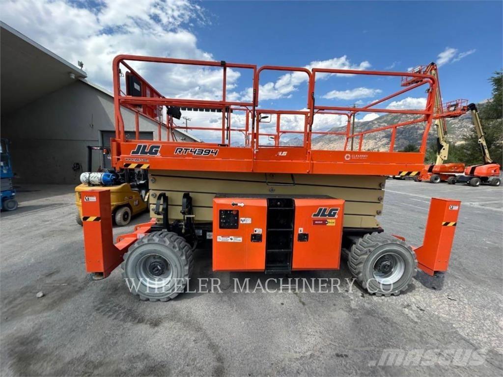 JLG RT4394 Ножничные подъемники