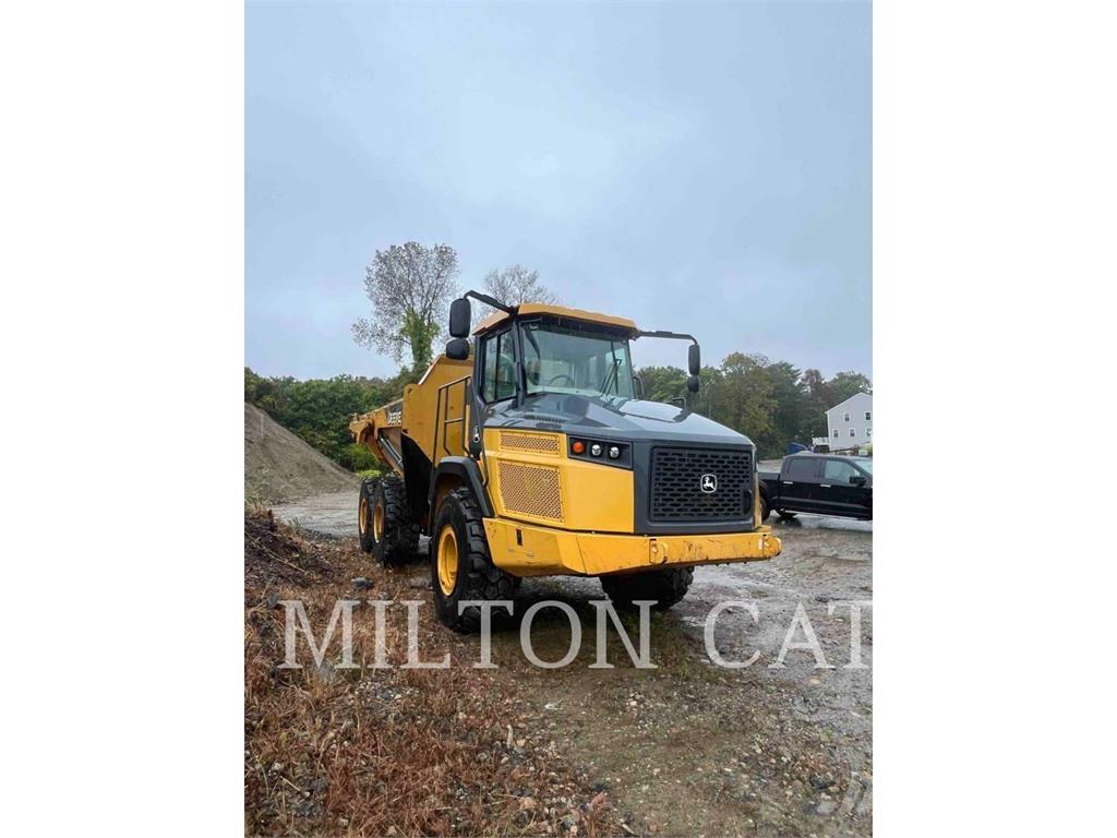 John Deere 260E Шарнирно-сочленённые самосвалы