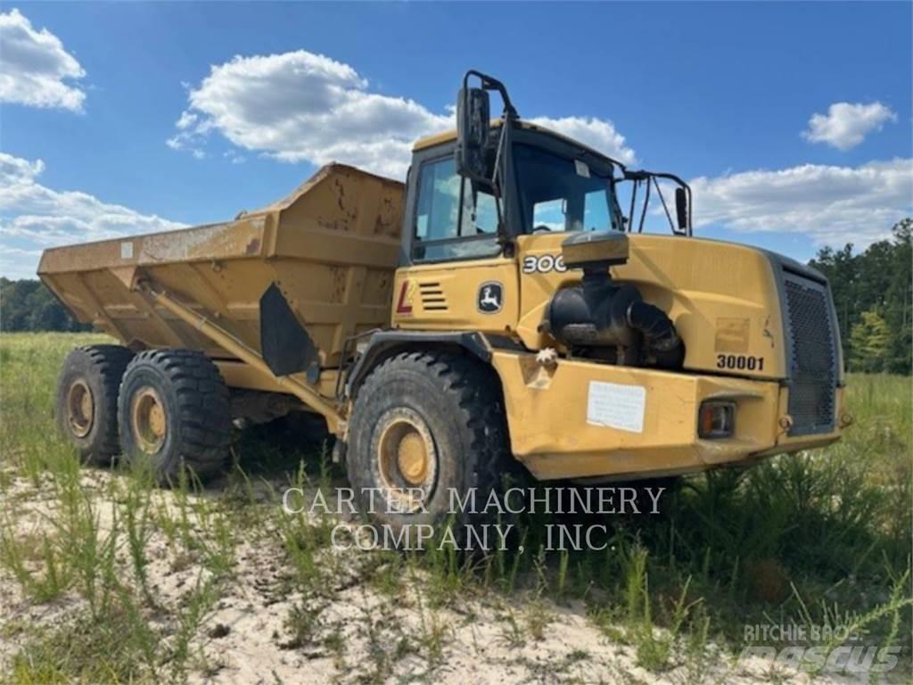 John Deere 300D Шарнирно-сочленённые самосвалы