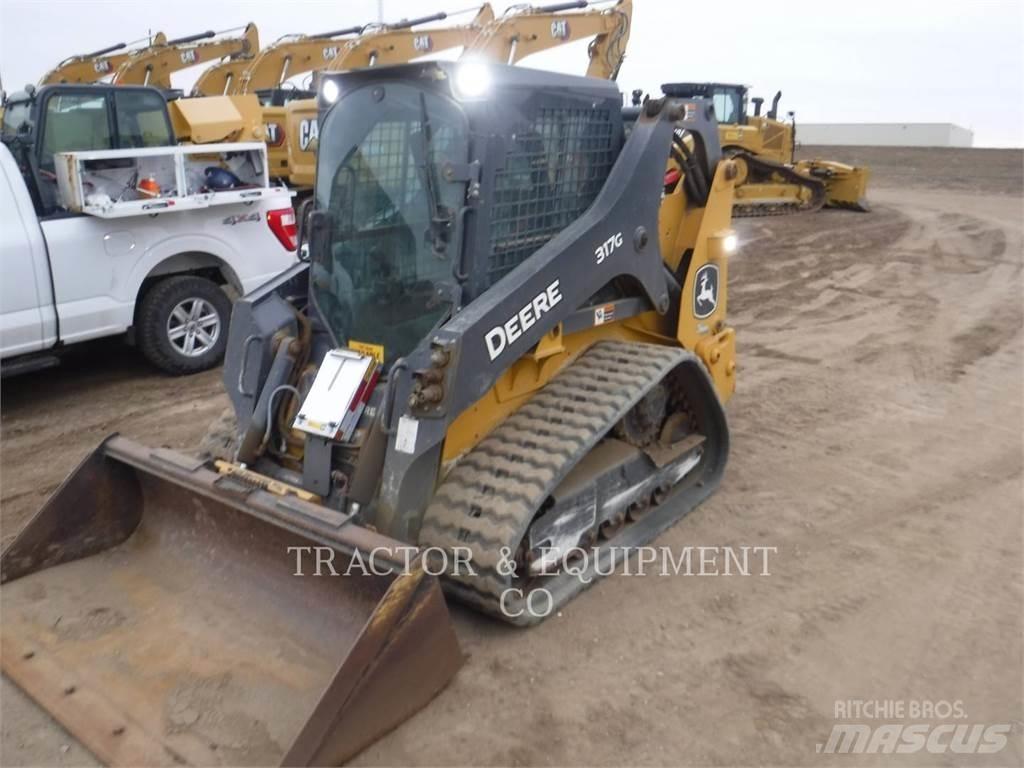 John Deere 317G Мини-погрузчики