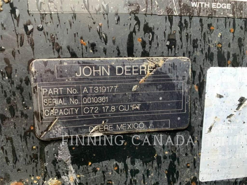 John Deere 317G Гусеничные фронтальные погрузчики
