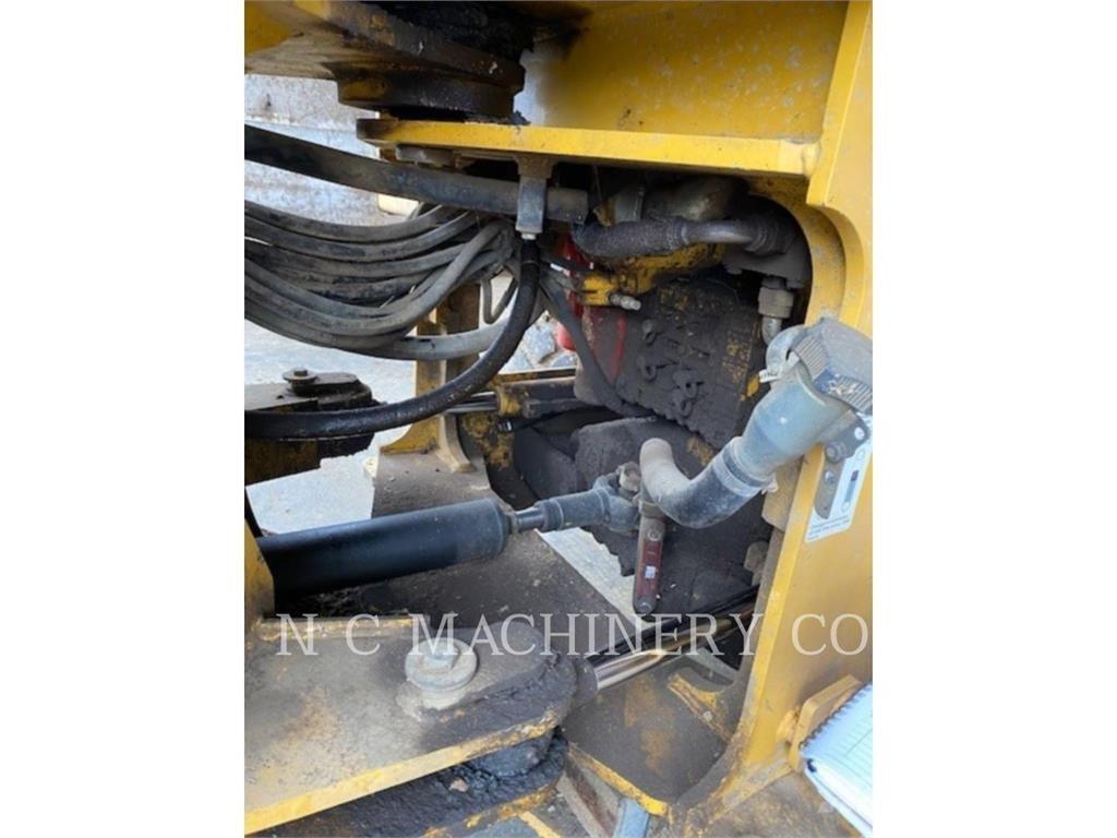 John Deere 544J Фронтальные погрузчики