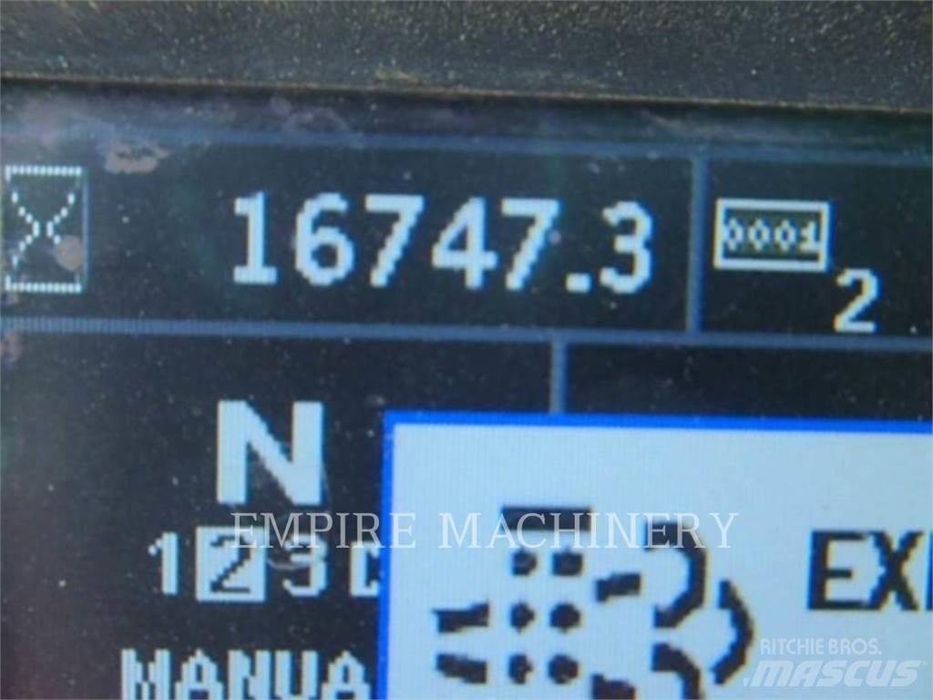 John Deere 624K Фронтальные погрузчики