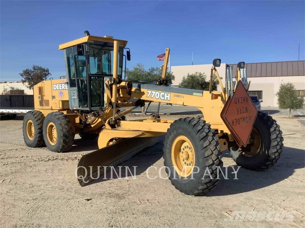 John Deere 770CH Грейдеры