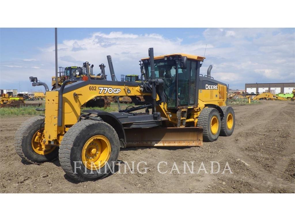 John Deere 770GP Грейдеры