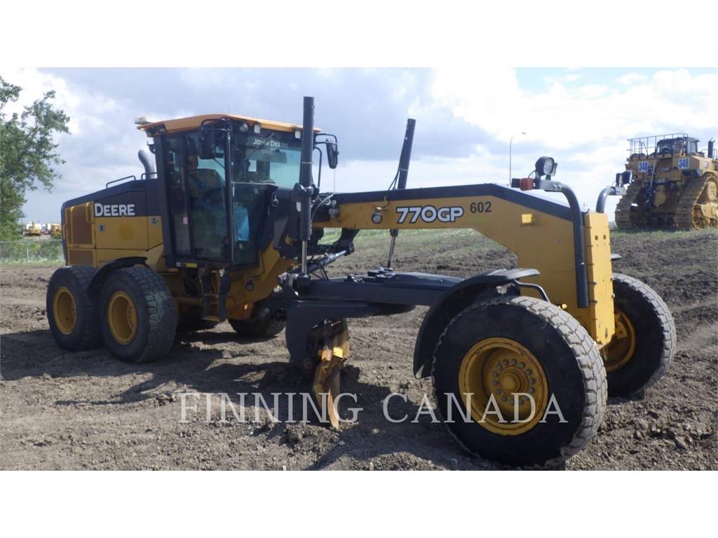 John Deere 770GP Грейдеры