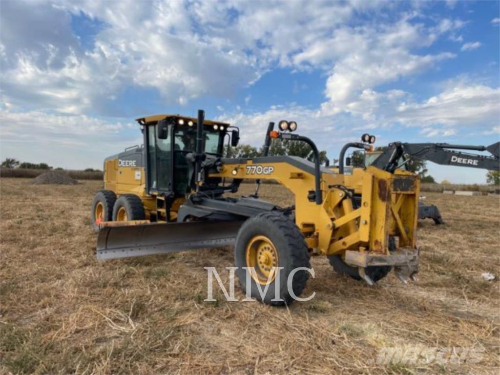 John Deere 770GP_JD Грейдеры