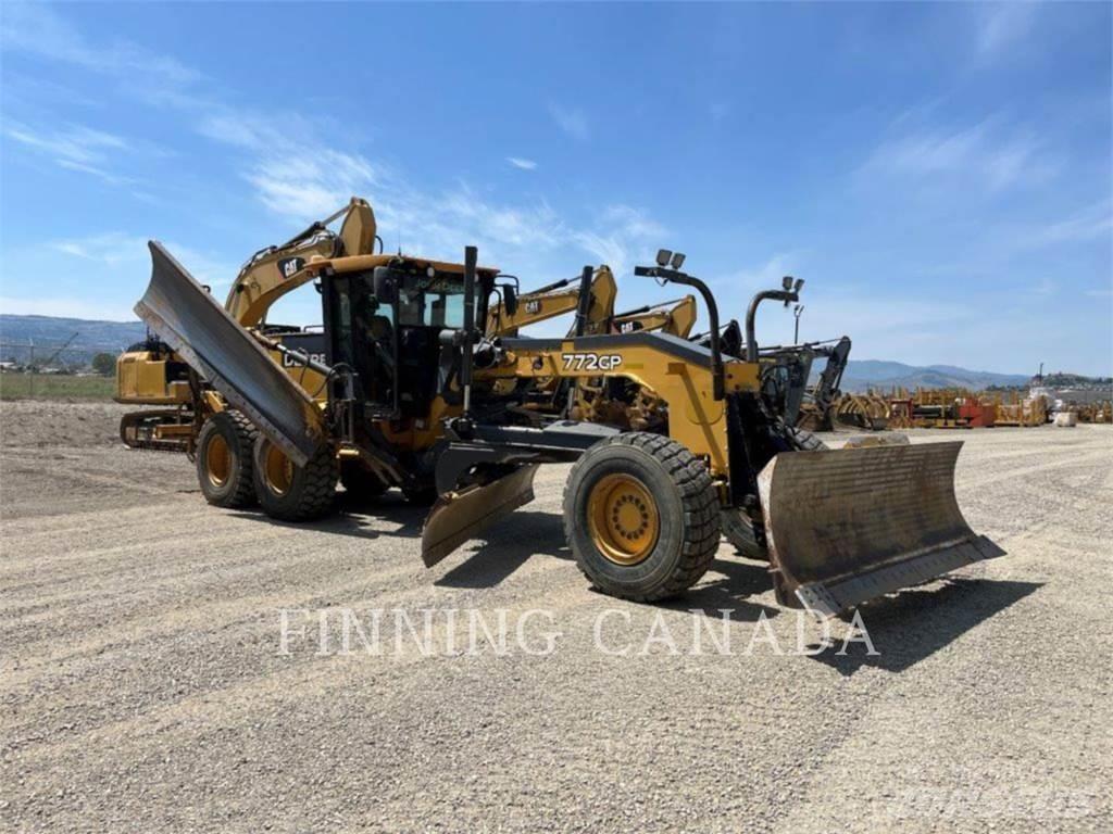 John Deere 772GP Грейдеры