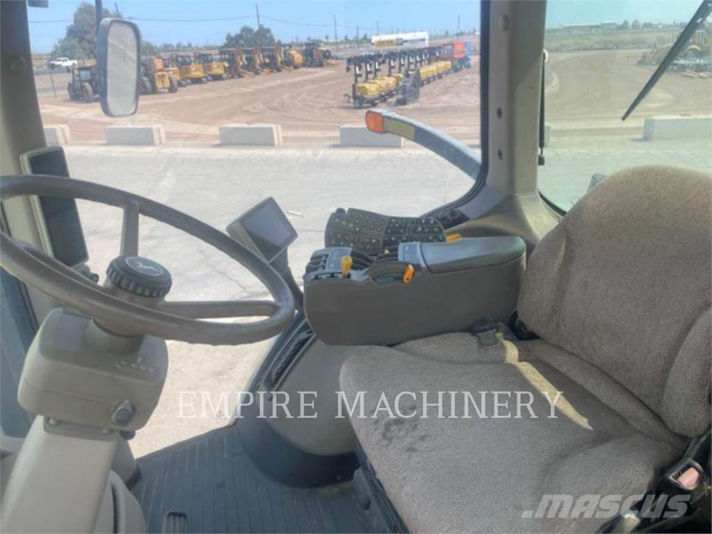 John Deere 8320R Трактора