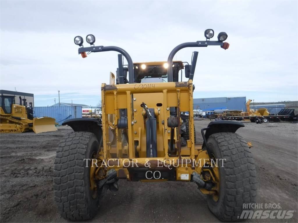 John Deere 872GP Грейдеры