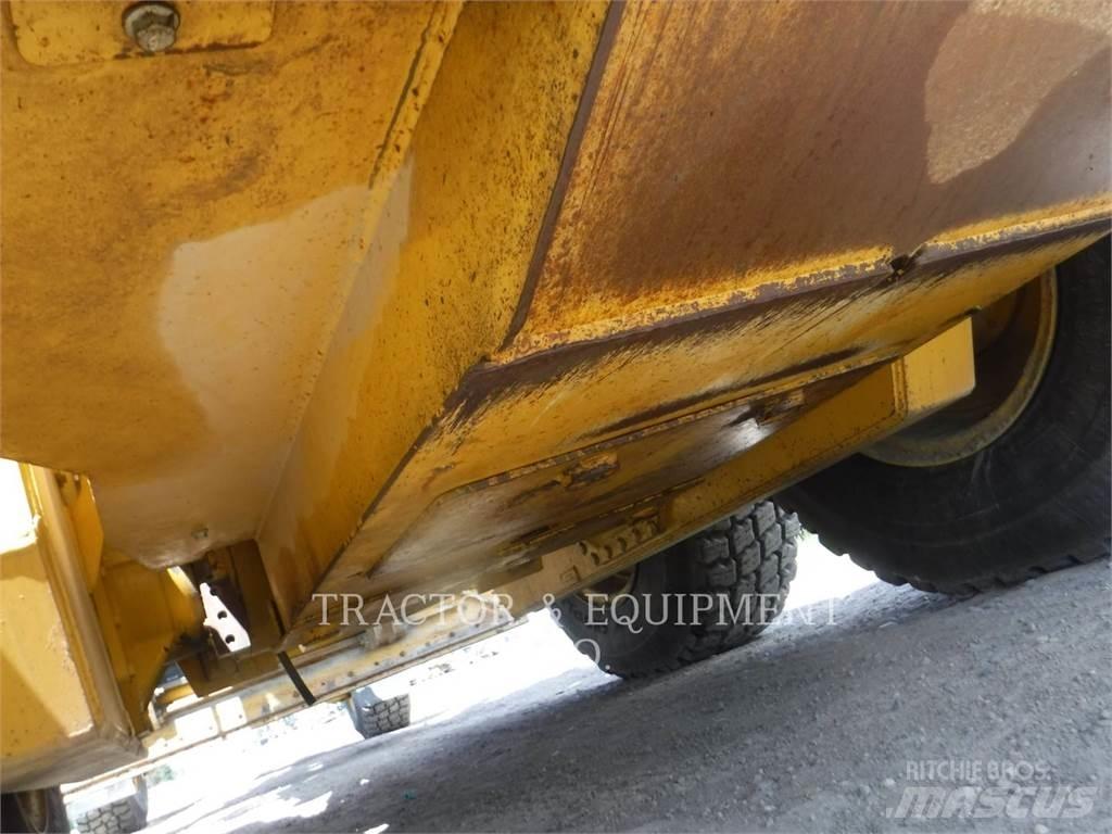 John Deere 872GP Грейдеры