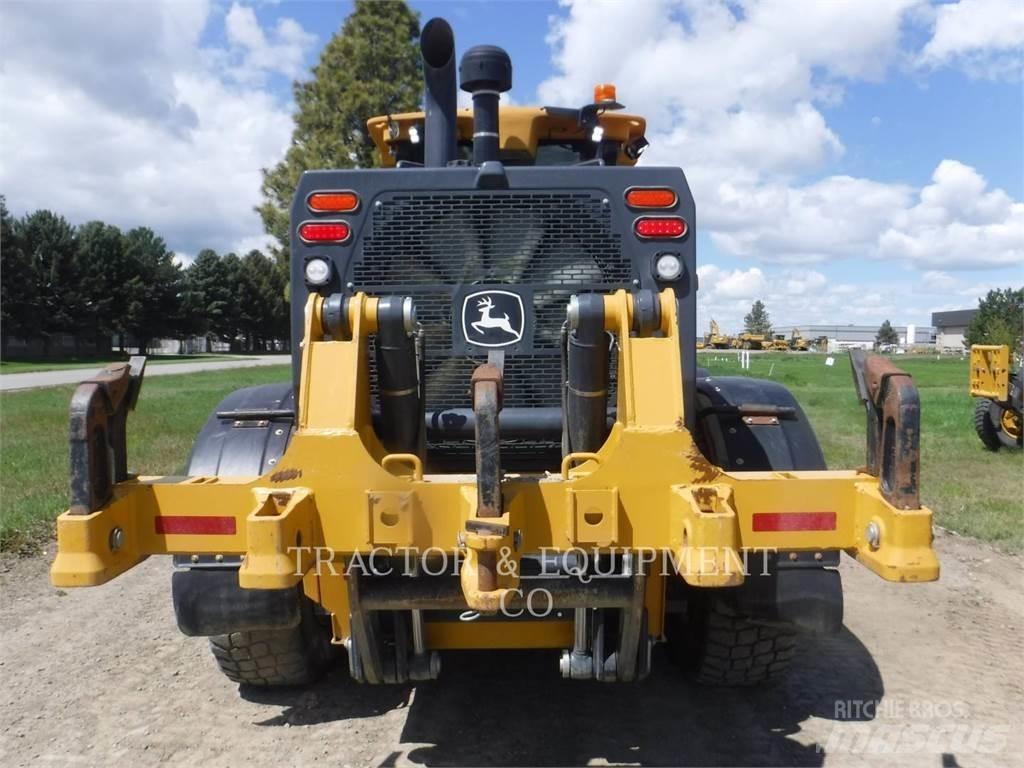 John Deere 872GP Грейдеры