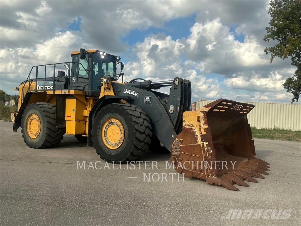 John Deere 944K Фронтальные погрузчики