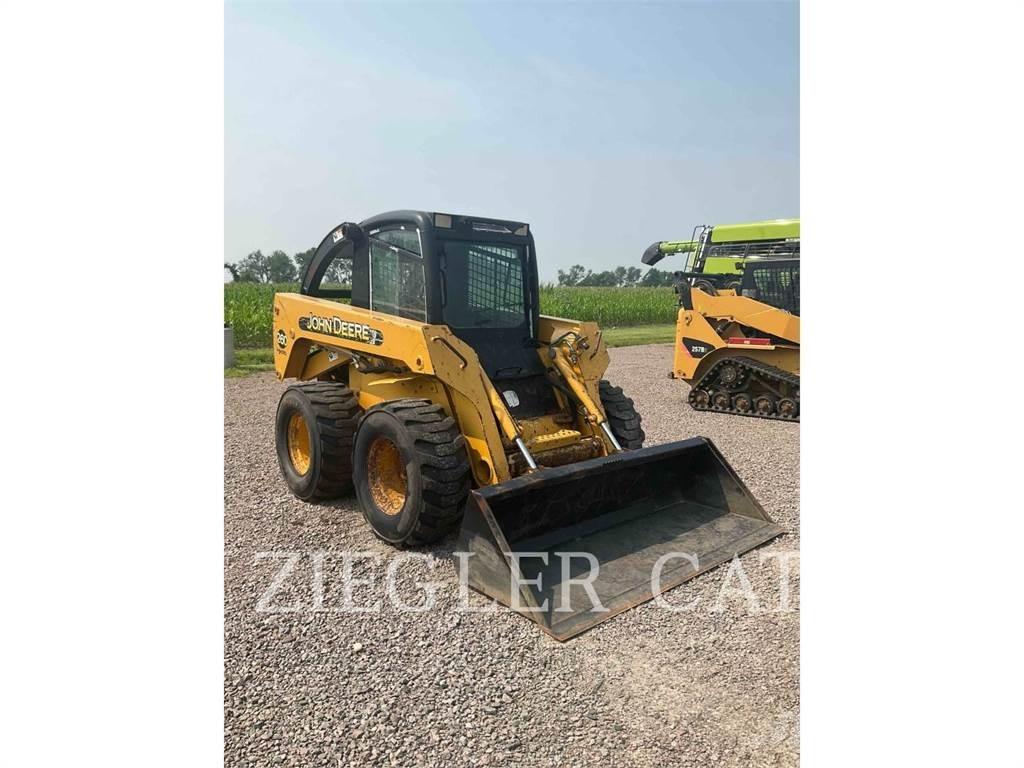 John Deere & CO. 260_AO Мини-погрузчики