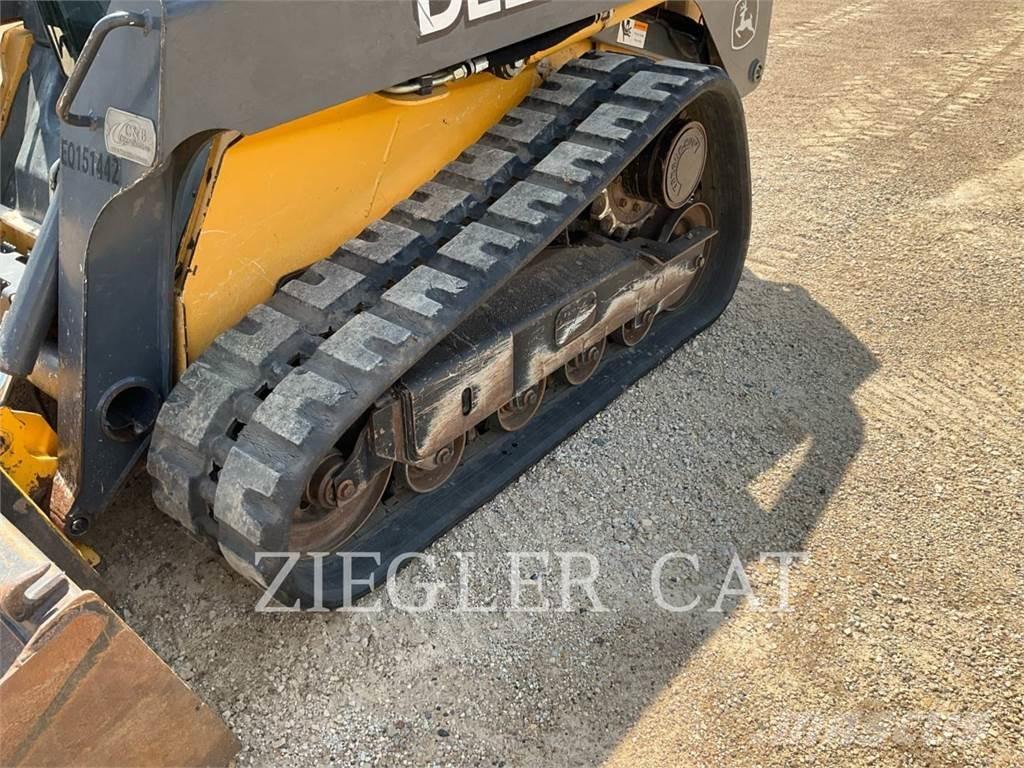 John Deere & CO. 323D Гусеничные фронтальные погрузчики