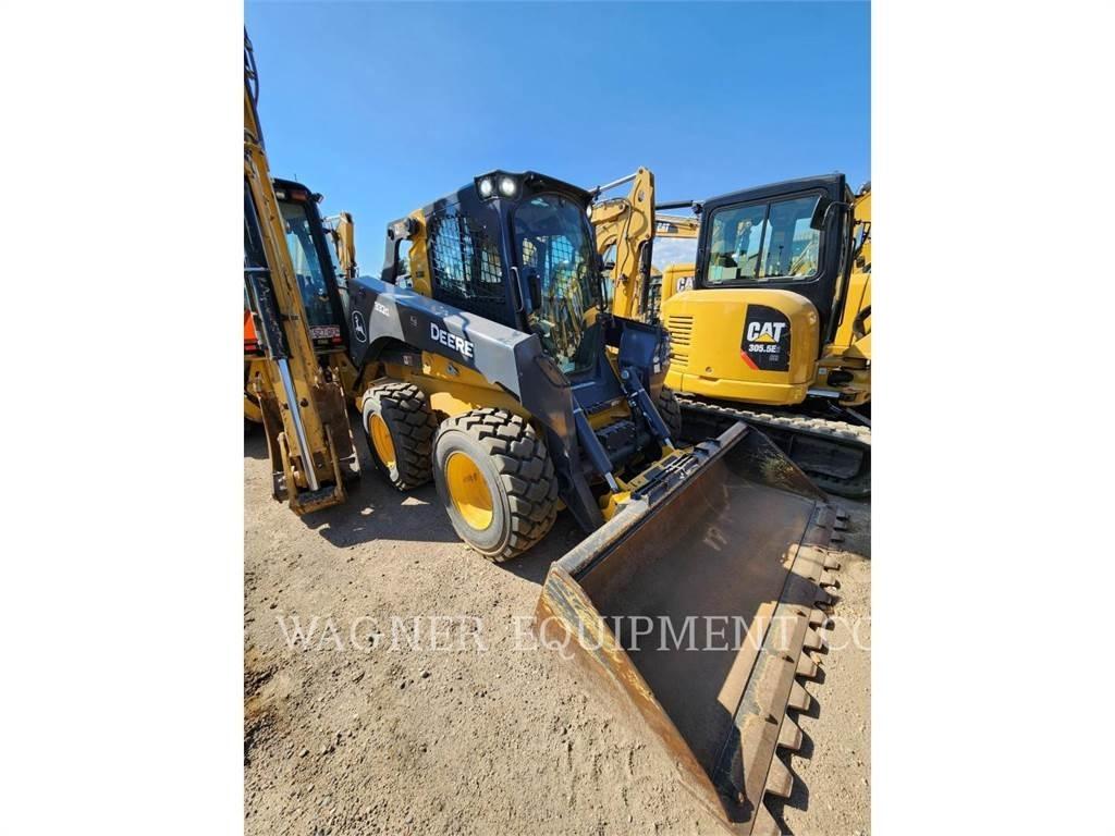 John Deere & CO. 332G Мини-погрузчики