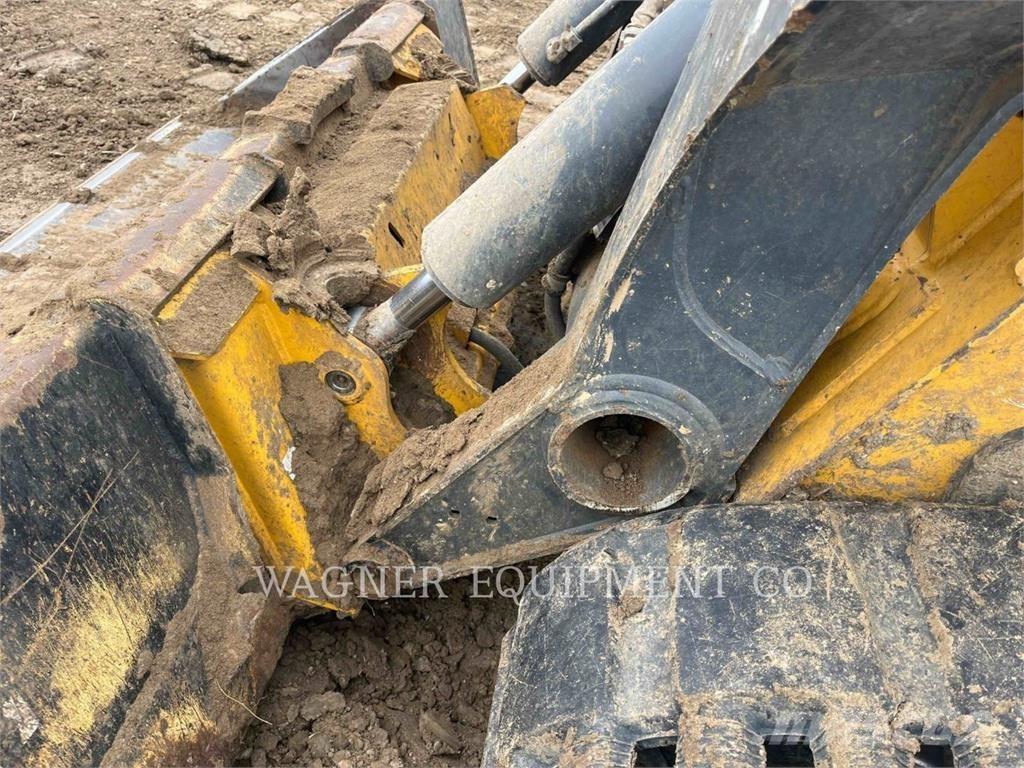 John Deere & CO. 333G Гусеничные фронтальные погрузчики