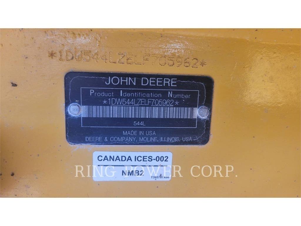 John Deere & CO. 544L Фронтальные погрузчики